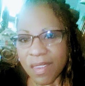 Meet your Posher, Pamela